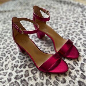 Naturalizer Vera Sandals NWOT - Metallic Fuchsia Pink, Size 8.5